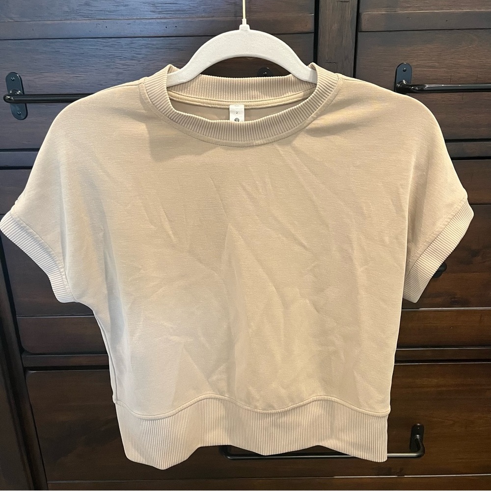 Lululemon sweater short sleeve shirt